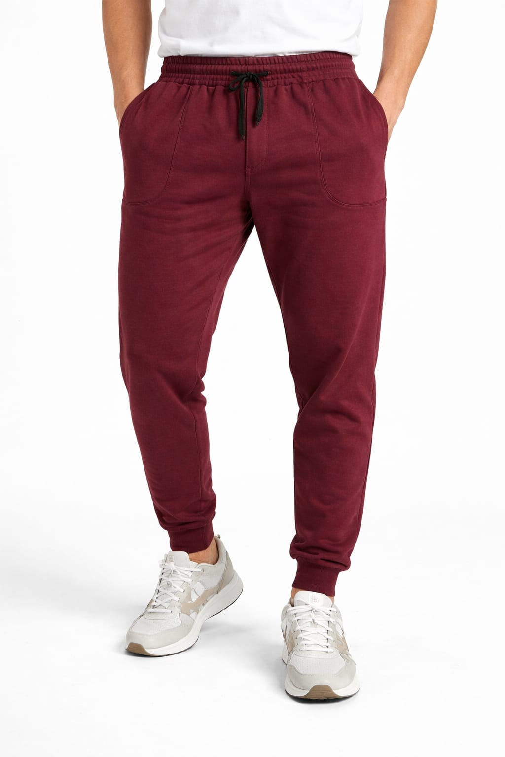 Pants Corte Entubado Con Bolsas Color Vino